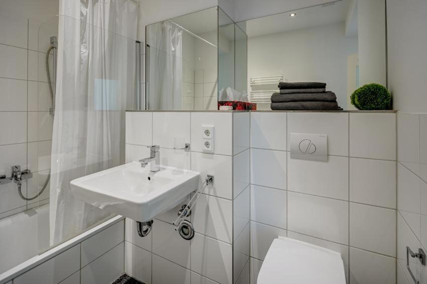 Cozy Modern Apartment With Garden In The Center Next To Oktoberfest Μόναχο Εξωτερικό φωτογραφία